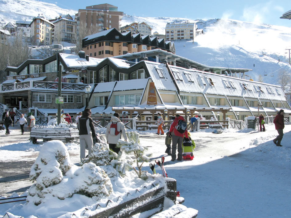 Hotel Telecabina Sierra Nevada Buitenkant foto